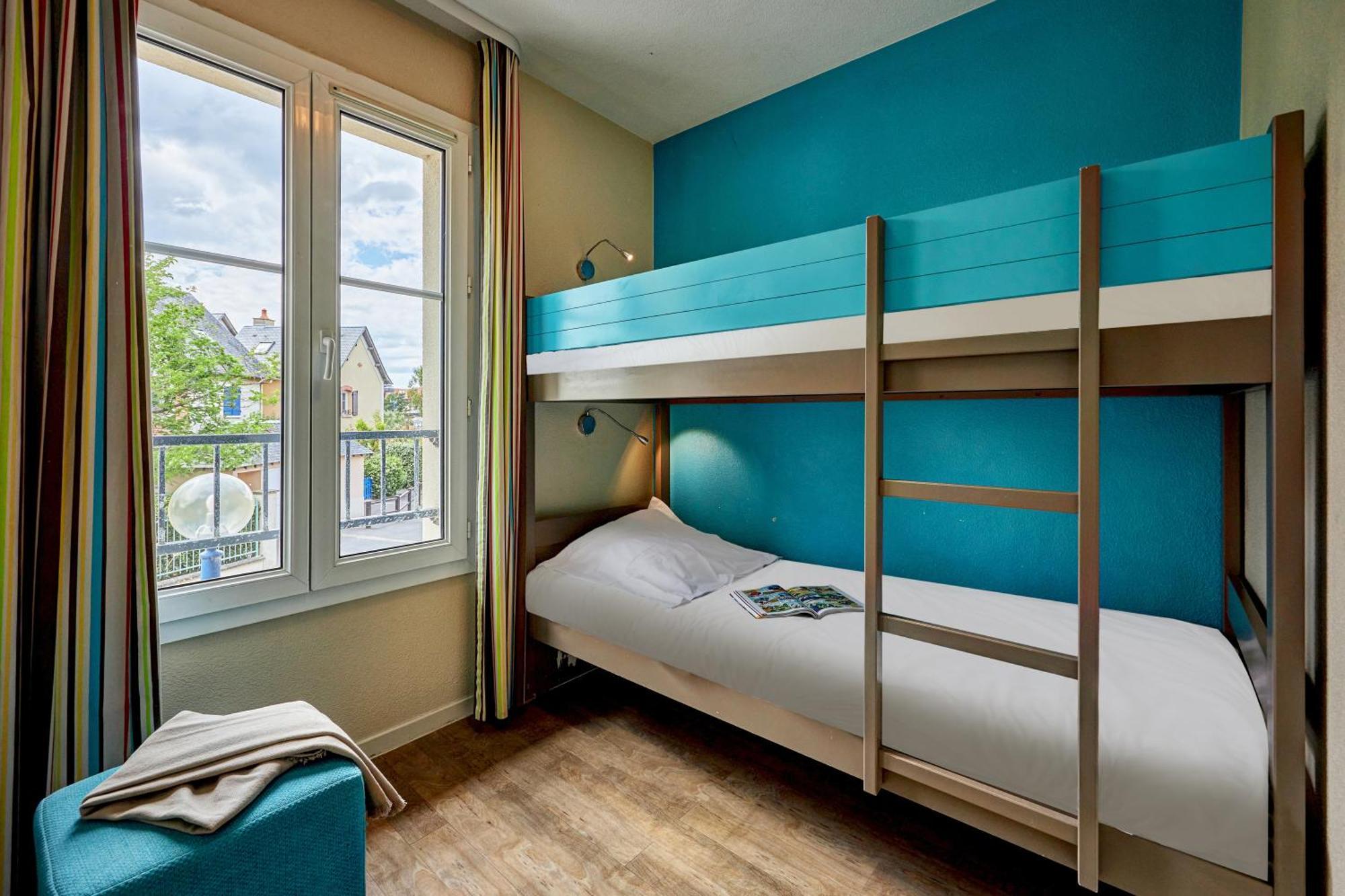 Pierre & Port Guillaume Aparthotel