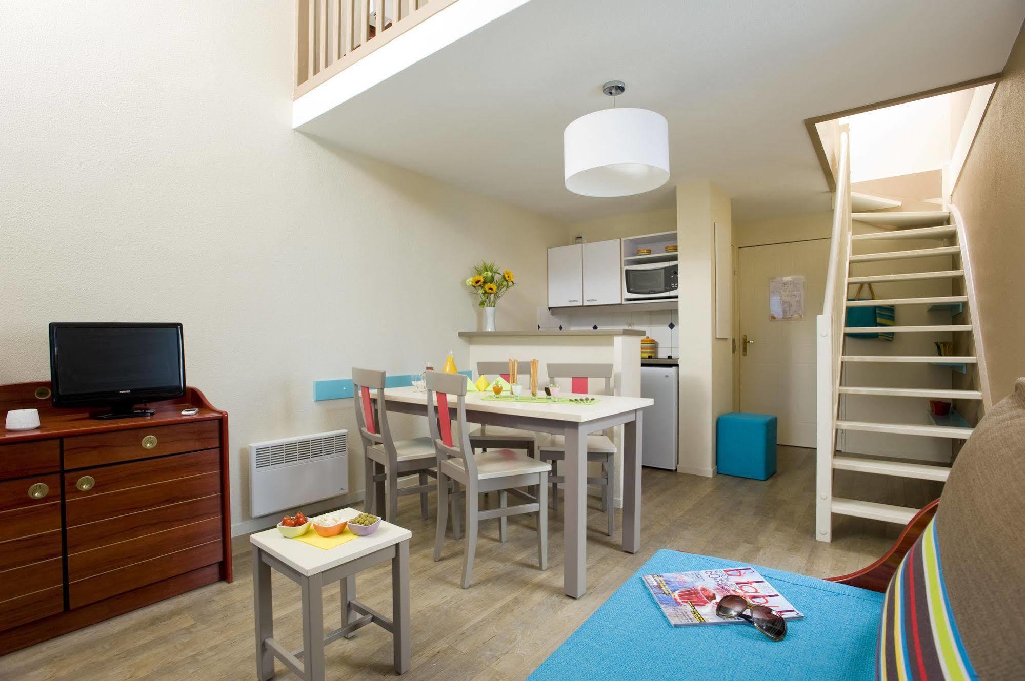 Aparthotel Pierre & Port Guillaume 3*