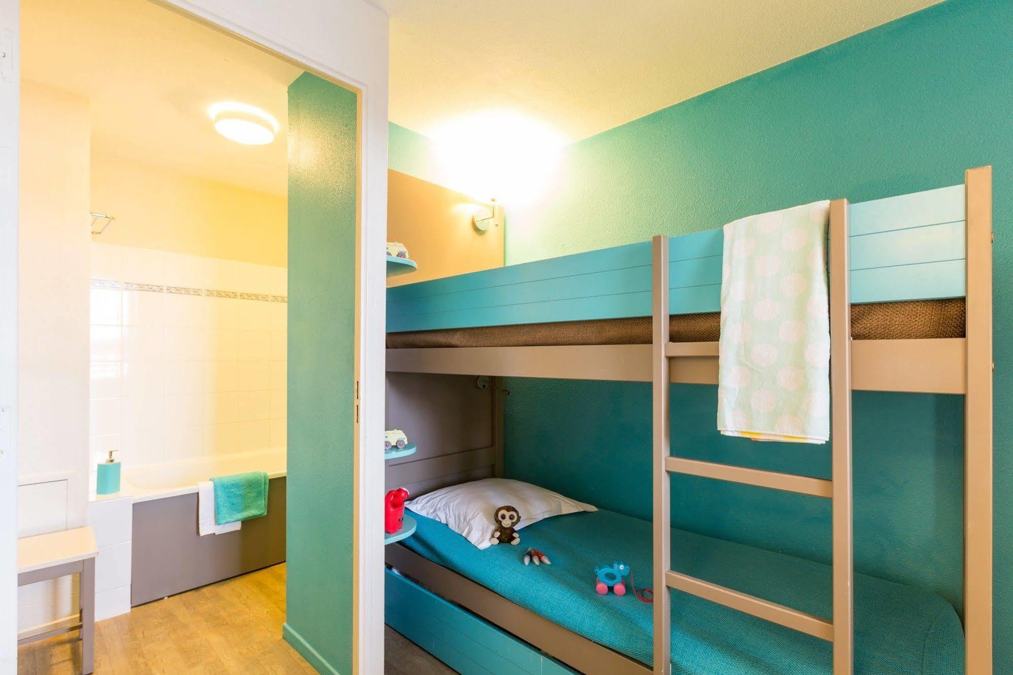 Pierre & Port Guillaume Aparthotel