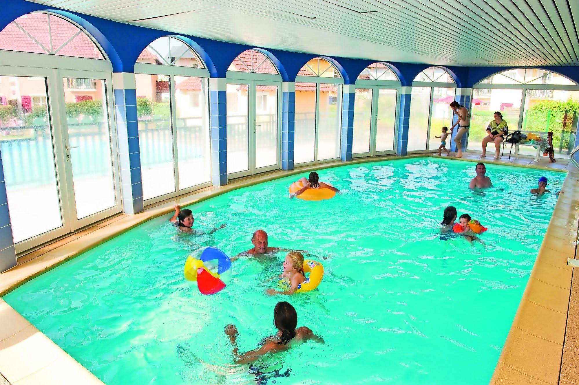 Pierre & Port Guillaume Aparthotel 3*