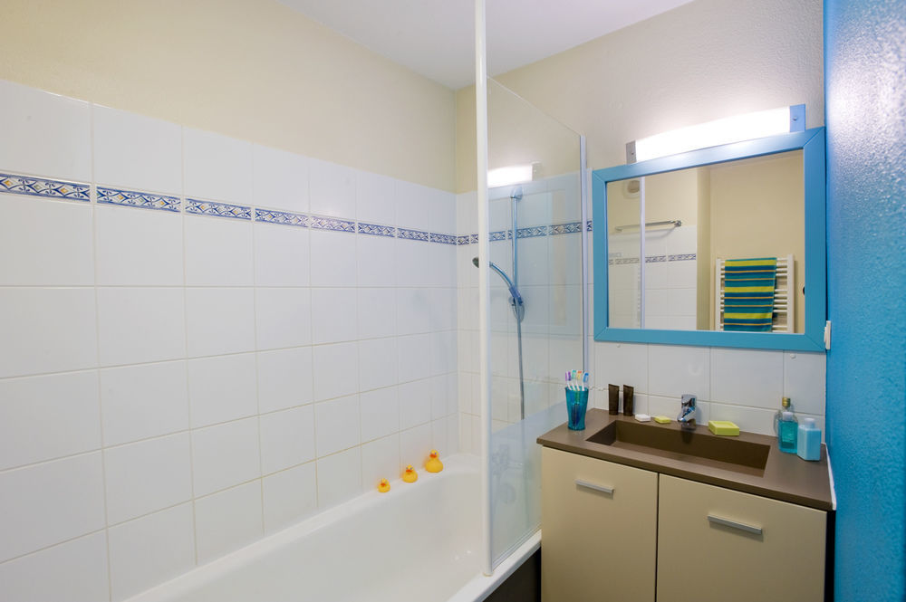 Pierre & Port Guillaume Aparthotel 3*